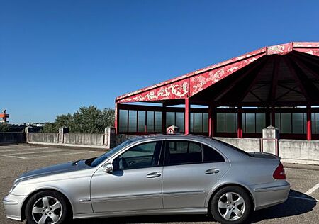 Mercedes-Benz E 350 4MATIC AVANTGARDE Avantgarde