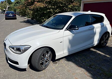 BMW 116i Sport Line Sport Line