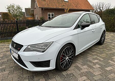 Seat Leon CUPRA 290 2.0 TSI DSG 1. Hand Scheckheft