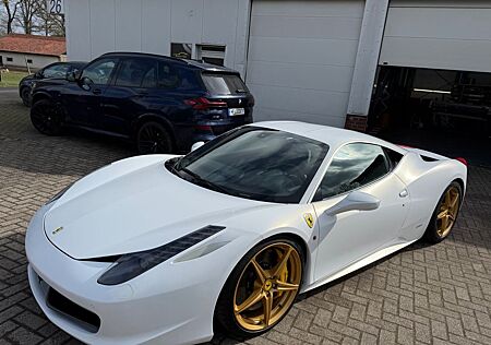 Ferrari 458 Italia -