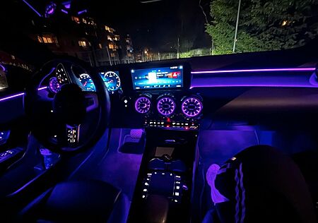 Mercedes-Benz A 180 -