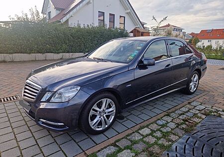 Mercedes-Benz E 200 CGI BlueEFFICIENCY AVANTGARDE AVANTGARDE