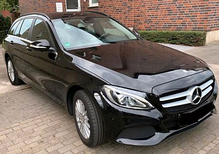 Mercedes-Benz C 220 BlueTEC T -
