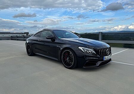 Mercedes-Benz C 63 AMG C 63 S AMG Coupe