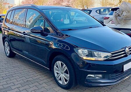 VW Touran Volkswagen Comfortline BMT/Start-Stopp 7 Sizer