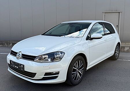 VW Golf Volkswagen VII 1,4 TSI Allstar BMT *Standheizung*Klima