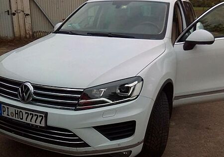 VW Touareg Volkswagen 3.0 V6 TDI SCR 150kW Tiptronic -