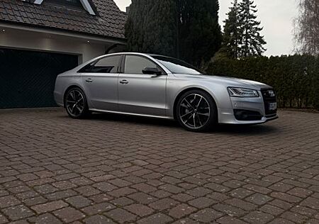 Audi S8 4.0 TFSI plus tiptronic quattro -
