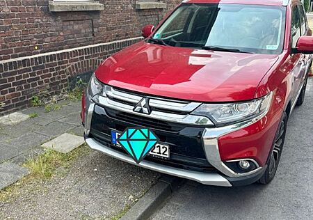 Mitsubishi Outlander 2.0Edition 100+ ClearTec 2W mit LPG