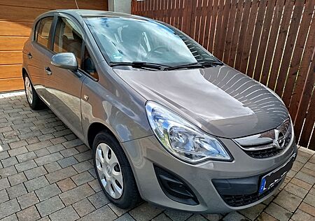 Opel Corsa 1.4 Active Active