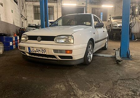 VW Golf Volkswagen 1.8 Klima Comfortline Comfortline