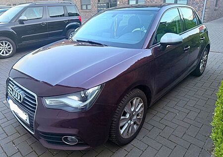 Audi A1 1.6 TDI 66kW S tronic S line Sportback S line