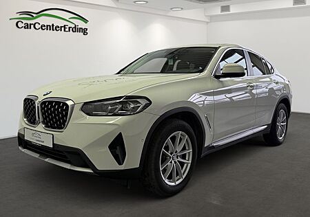 BMW X4 X4xDrive20d*a.LED*Navi*AHK*Kamera*LiveCockpit*