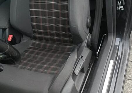 VW Golf Volkswagen 2.0 T-FSI GTI GTI