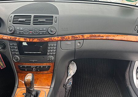 Mercedes-Benz E 200 KOMPRESSOR T ELEGANCE Elegance