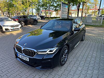 BMW 520d M-Sport*Glasdach*Harman*Kamera*AHK*4 Zonen