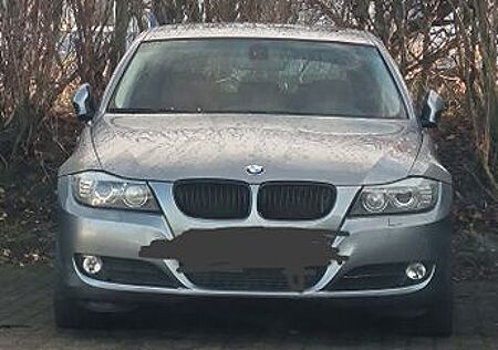 BMW 330d xDrive Touring -