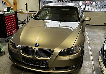 BMW 335i E93 N54 Cabrio - TÜV Neu