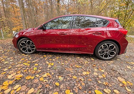 Ford Focus 1,0 EcoBoost 92kW ST-Line, Top Zustand
