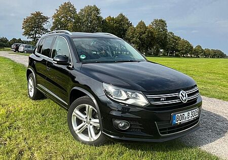 VW Tiguan Volkswagen 1.4 TSI BlueMotion T LOUNGE Sport & S...