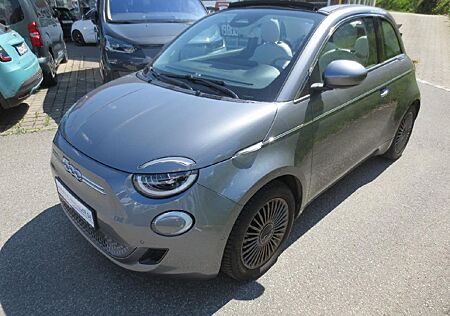 Fiat 500E 500 e Cabrio La Prima