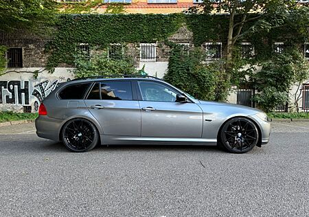 BMW 320d E91 TouringLCI 177ps Xenon/Pano/Sitzheisung