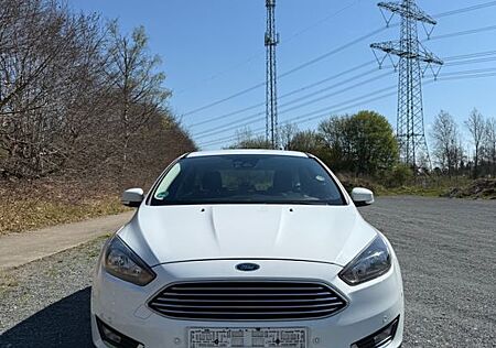 Ford Focus 1,0 EcoBoost 92kW Titanium