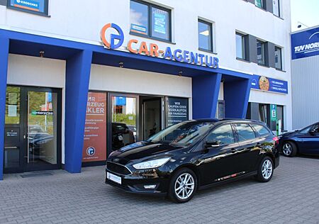 Ford Focus Turnier Business*with TAX