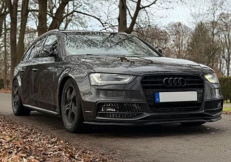 Audi A4 B8 2.0 TDI multitr. Avant S line
