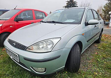 Ford Focus 1.6 Ghia