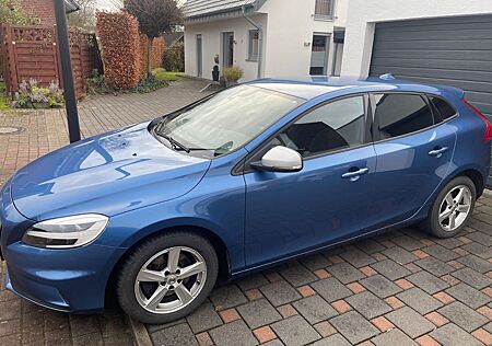 Volvo V40 T3 R Design Ocean Race