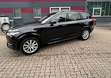 Volvo XC 90 XC90 D5 AWD Geartronic Momentum +neuer Motor