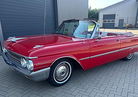 Ford Galaxie Sunliner Convertible 352 CUI