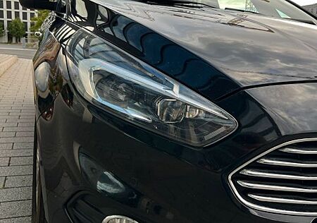 Ford S-Max 2,0TDCi 132kW 4x4 Business Ed PowerShi...