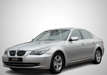 BMW 523i Limousine Advantage Navi Xen Scheckheft