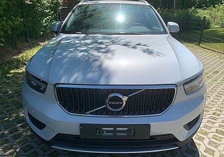 Volvo XC 40 *D3*Aut*Nav*Kam*Panorama*Teilleder*Xenon