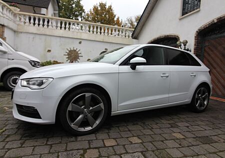 Audi A3 1.4TFSI Ambition Sportback 1Hd Navi Xenon B&O