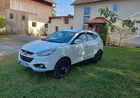 Hyundai ix35 Allrad 4WD Premium sehr gepflegt