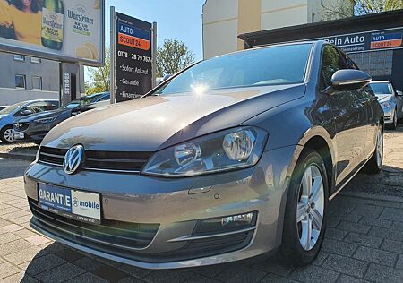 VW Golf Volkswagen VII*1,6TDI 105PS*ZAHNR NEU*LIFE ED*PDC*MFL