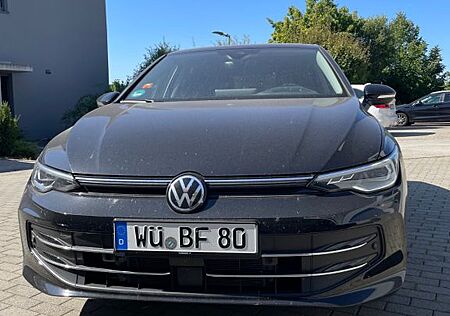 VW Golf Volkswagen 1.5 eTSI OPF 110kW DSG Style Variant Style
