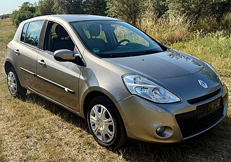Renault Clio III Expression 1.2 16V KLIMA