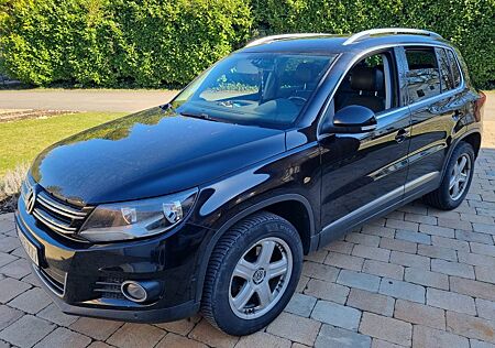 VW Tiguan Volkswagen 2.0 TDI DSG 4MOT BMot Tech Sport & St...
