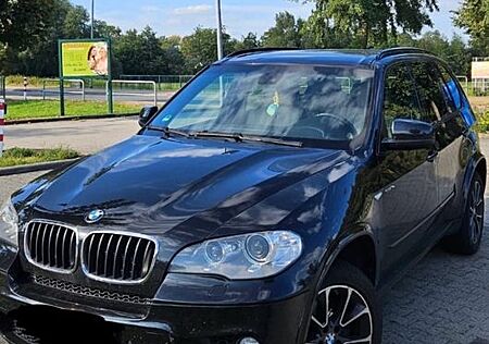 BMW X5 xDrive30d - M Paket 3.0 l Diesel SUV Volleder