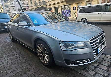 Audi A8 L 4.0 TFSI tiptronic quattro -