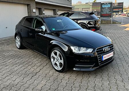 Audi A3 1.6 TDI S tronic / Sportback/S-Sitze/Navi/