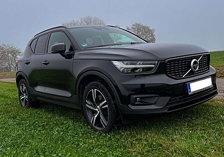 Volvo XC 40 XC40 D4 AWD R Design Geartronic SUV 4x4 Allrad