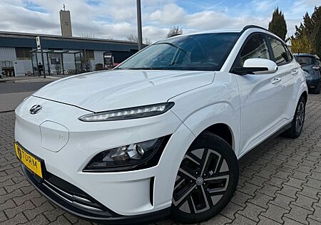 Hyundai Kona Elektro 64kWh|SOH97%|ACC|SHZ|Kamera|CarPlay