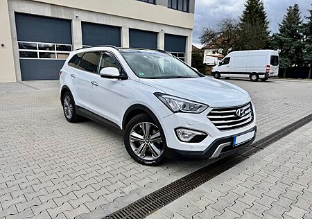 Hyundai Grand Santa Fe Premium 4WD 6Sitz*Kamera*TÜV