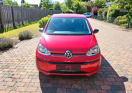 VW Up Volkswagen load