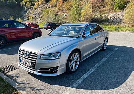 Audi S8 4.0 TFSI tiptronic quattro